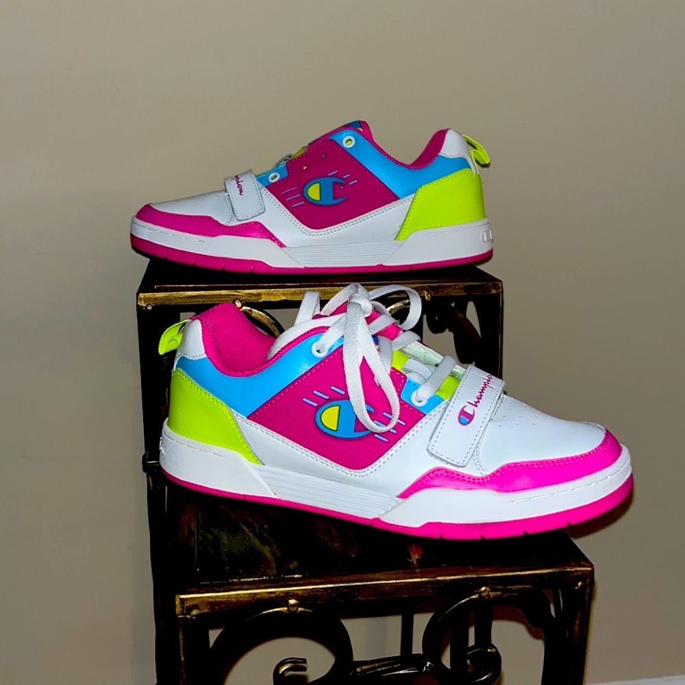 Champion 3 on 3 Low white/pink/lime Size 7Y women 8.5